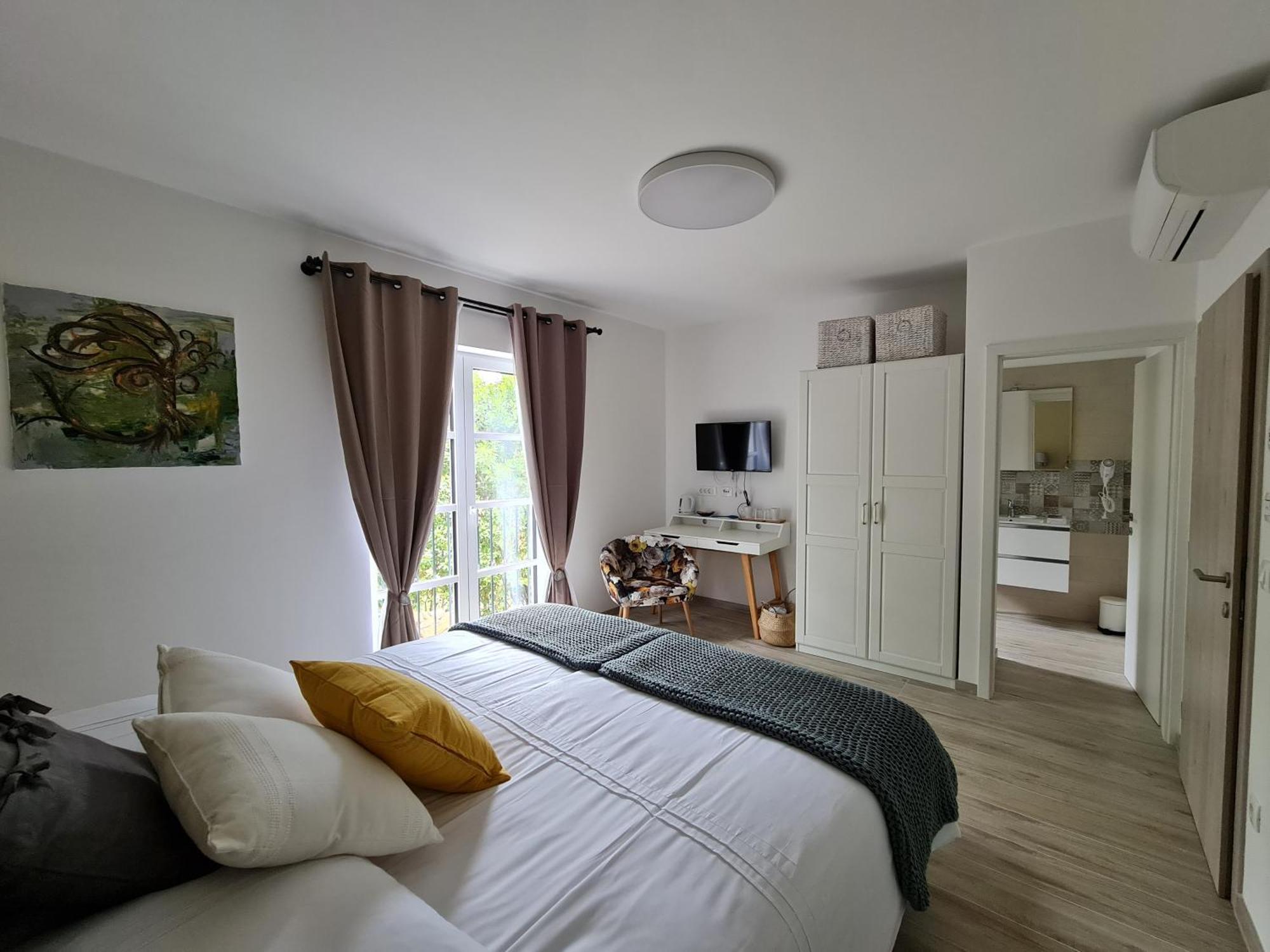 Boutique Resort Osma - Adults Only Malinska Exterior photo