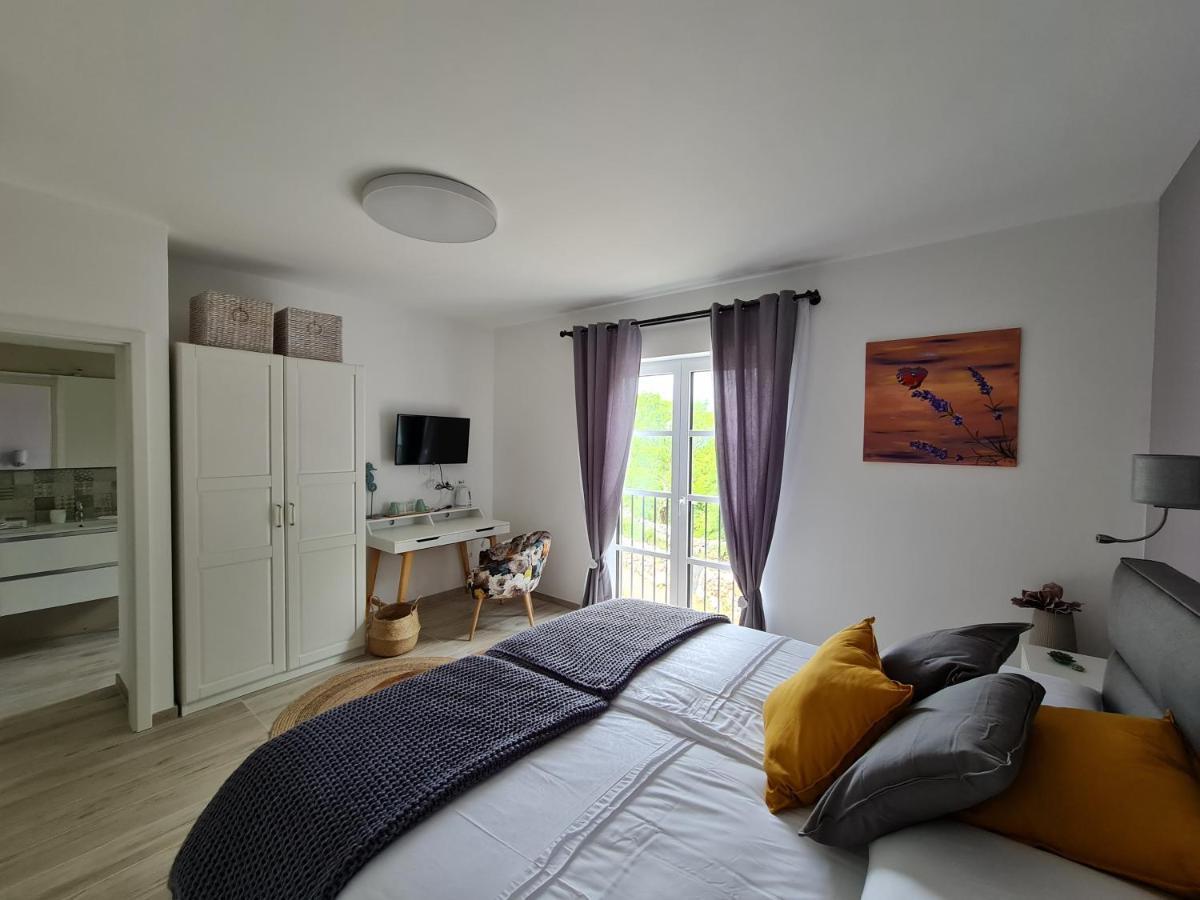 Boutique Resort Osma - Adults Only Malinska Exterior photo