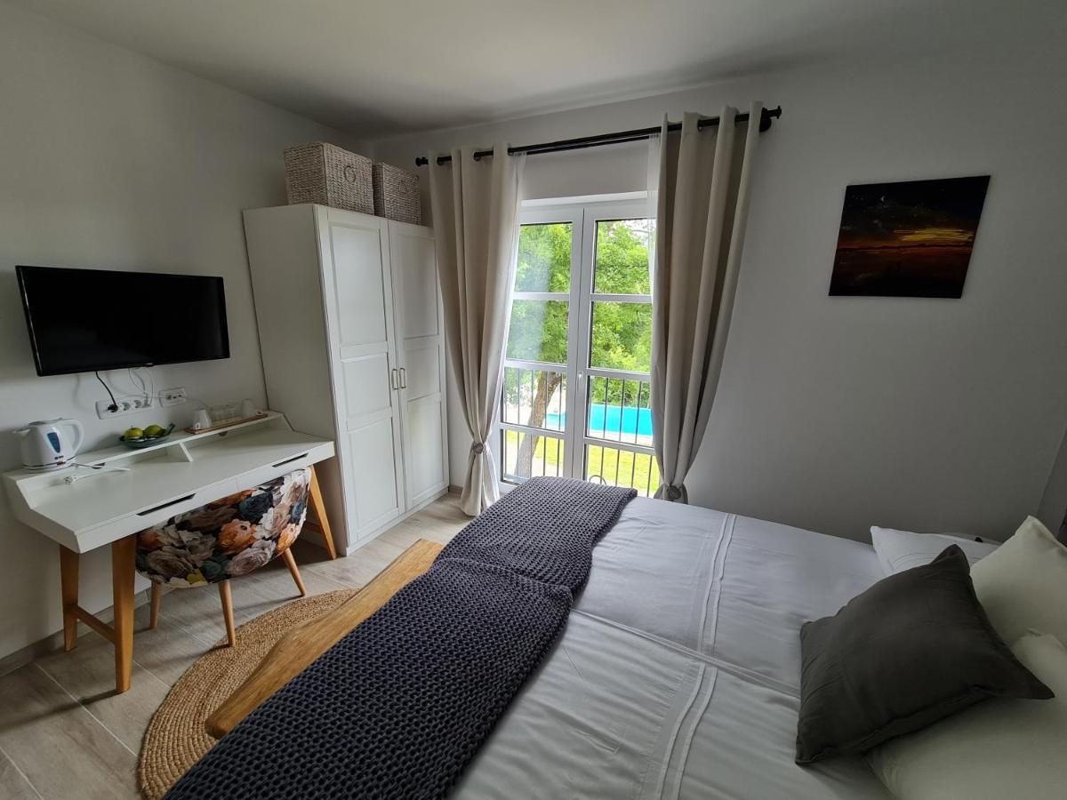 Boutique Resort Osma - Adults Only Malinska Exterior photo