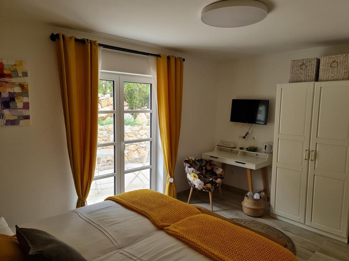Boutique Resort Osma - Adults Only Malinska Exterior photo