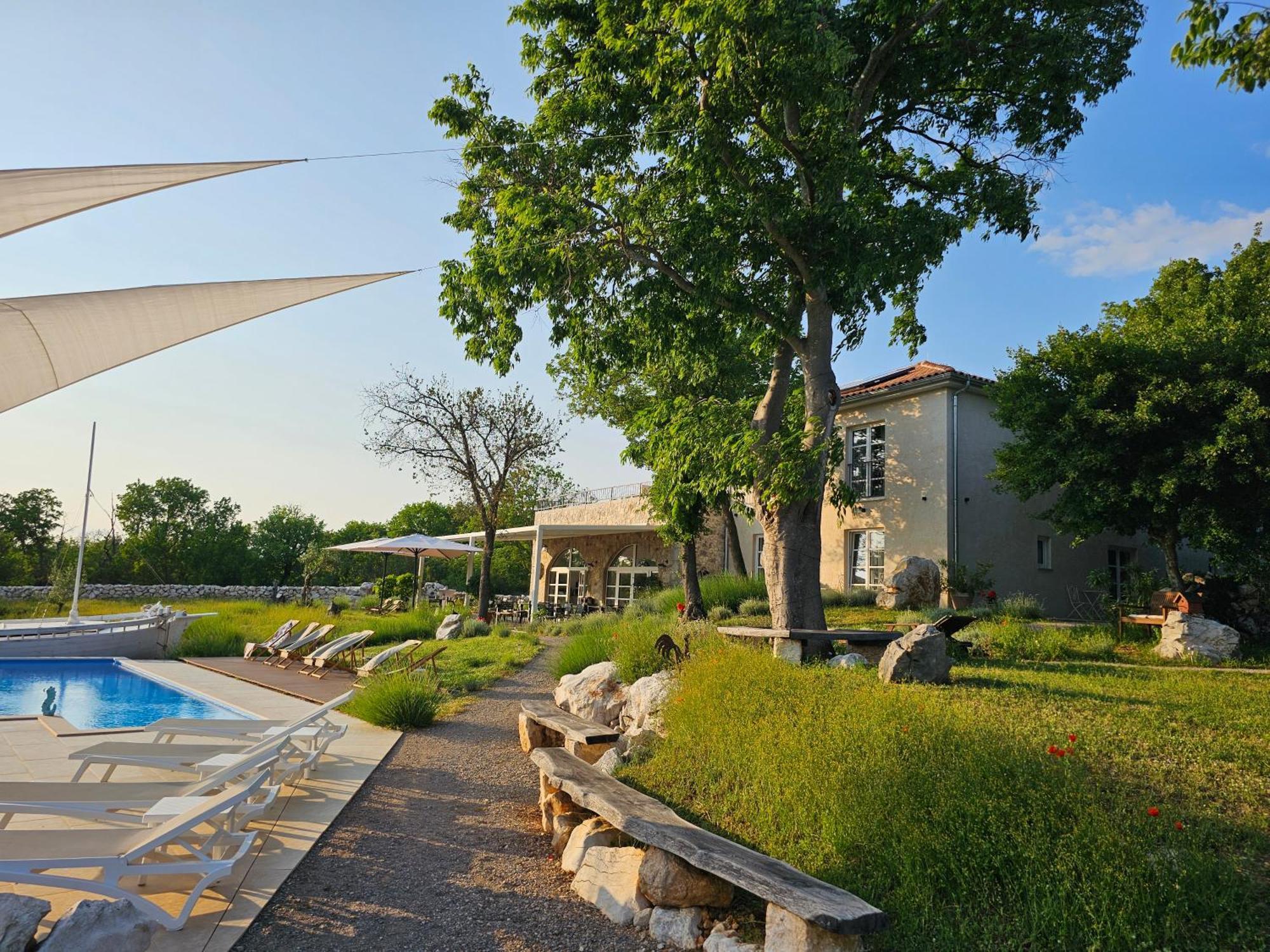 Boutique Resort Osma - Adults Only Malinska Exterior photo