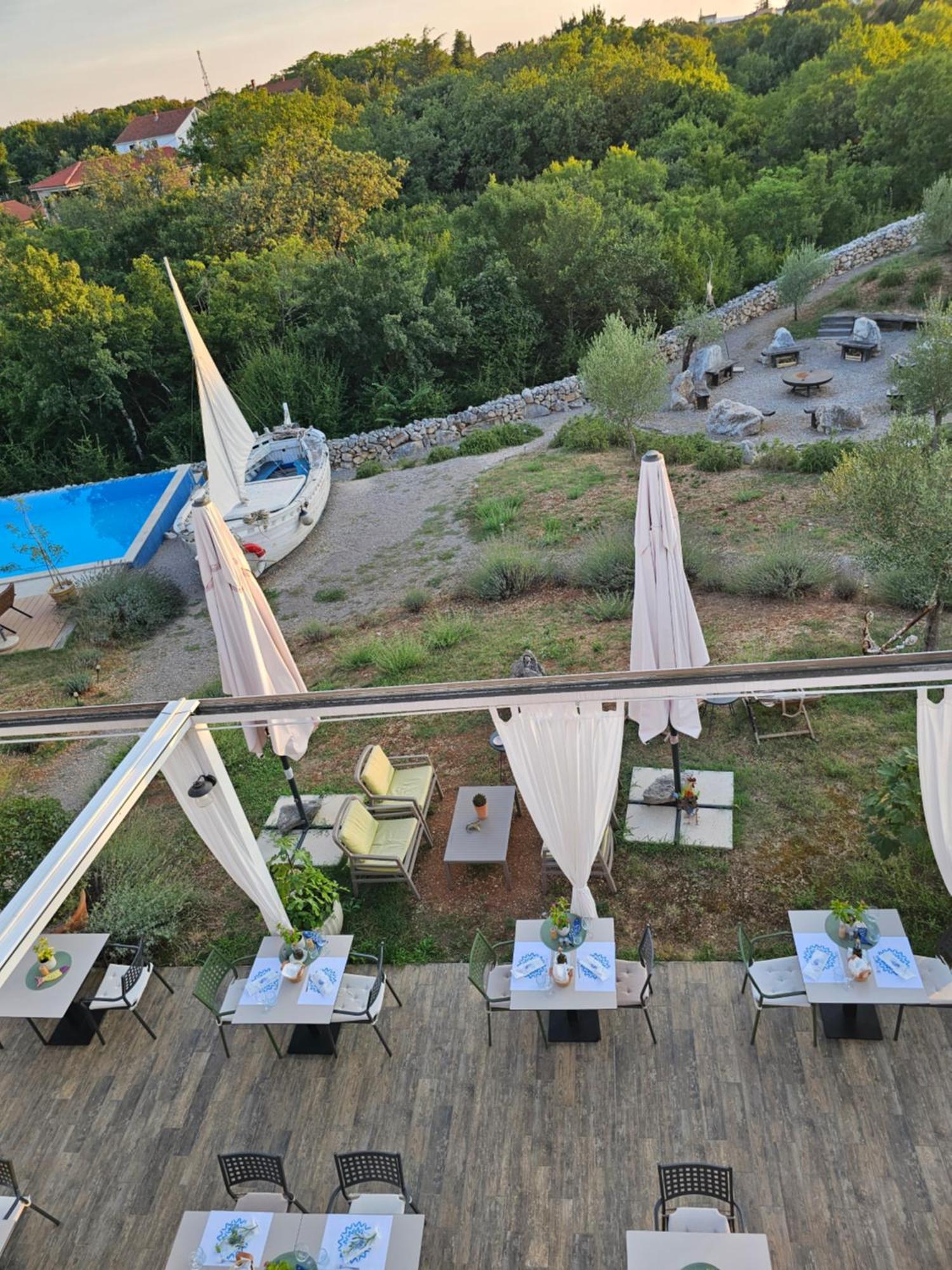 Boutique Resort Osma - Adults Only Malinska Exterior photo